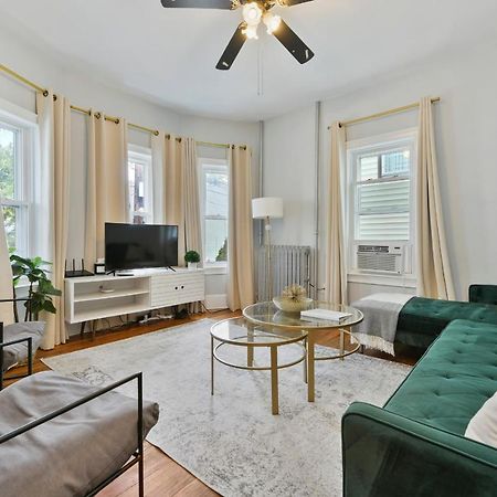 The Maverick - Luxurious Apartment - Free Parking - 2 Miles From Boston Logan Airport Chelsea Exterior foto